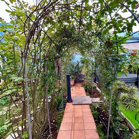 Holiday home Casa Con Jardin Y Jacuzzi