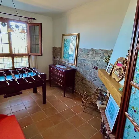 Casa Con Jardín Y Jacuzzi