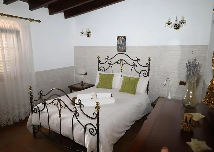 Casa Con Jardin Y Jacuzzi Ferienhaus
